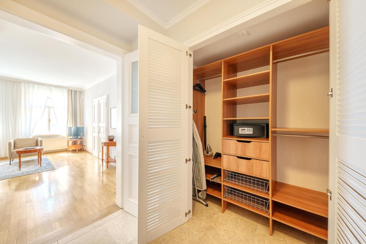 Hunger Wall Residence Прага Екстер'єр фото