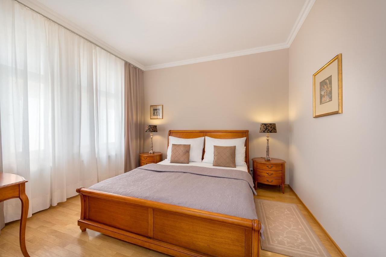 Hunger Wall Residence Прага Екстер'єр фото